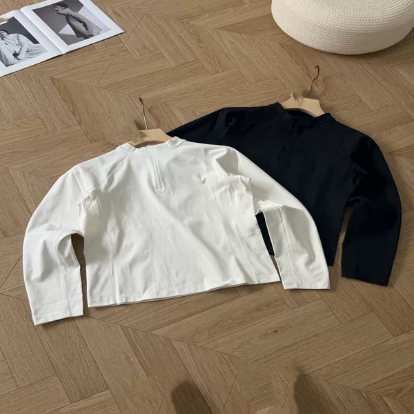 71942 Couple's Crew Neck Sweatshirt