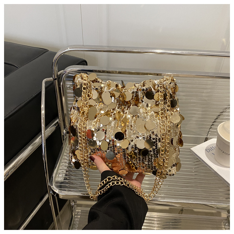 315g Weight Polyester Lining Material Chain Fashion Element Magnetic Buckle Closure Type Single Shoulder Strap Strap Type Crossbody Bag Bags Type Holiday, Daily Occasion Sequin Material Women's Backpack Backpack Solid Color Pattern All Seasons Season Women's Gender Elegant, Classic Style Style Bucket Shape Women's Sequin Solid Color Elegant Classic Style Chain Bucket Magnetic Buckle Crossbody Bag 19