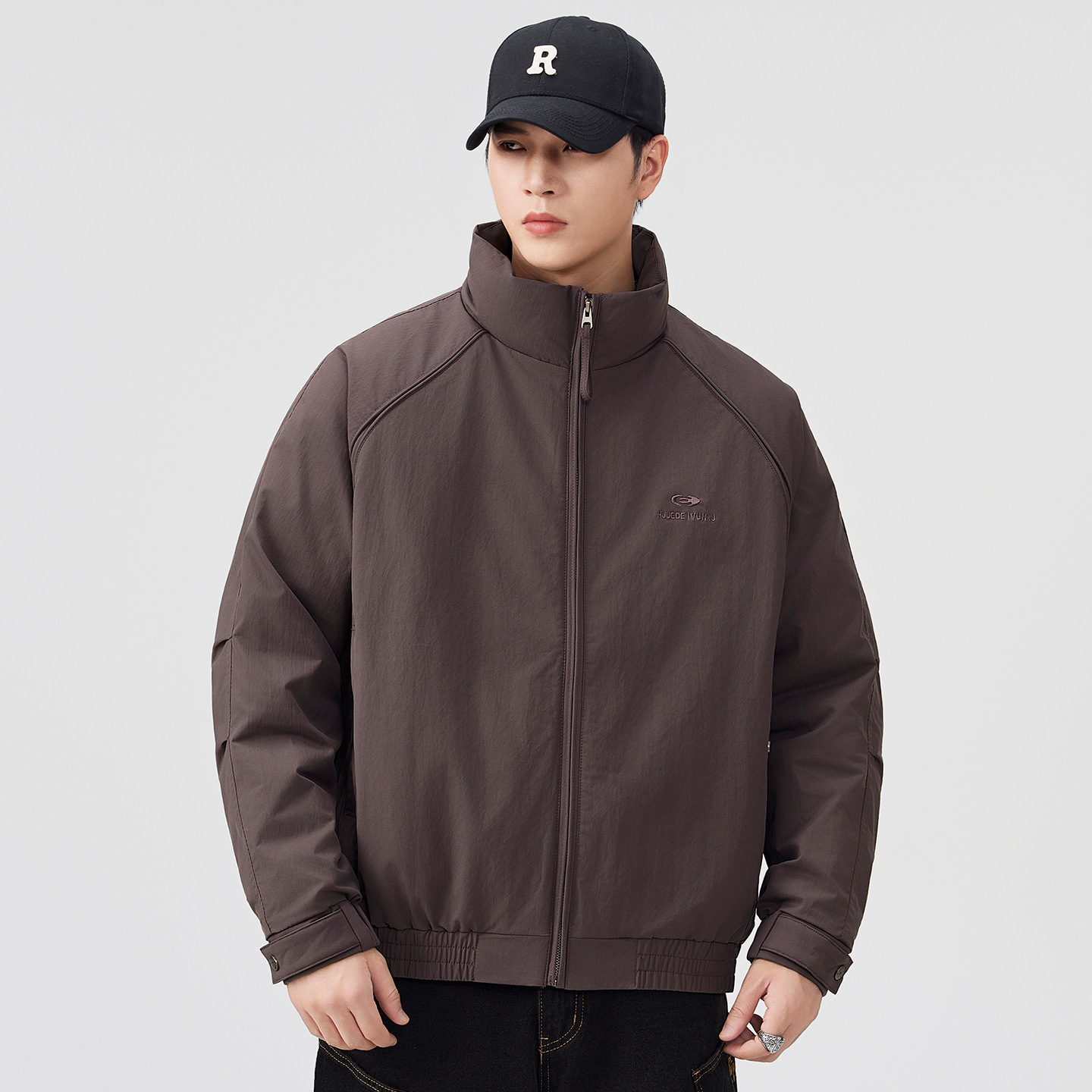 Chaqueta de plumón para hombres 2025 invierno nuevo tipo ligero y delgado bordado de cuello caliente chaqueta de plumón universal chaqueta de hombre suelta image 1