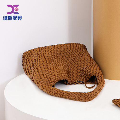 2024 Trendy Hand-woven Crossbody Bag, Shoulder Bag, Tote Bag, Aesthetic Retro Fashion, Casual Style, High Quality