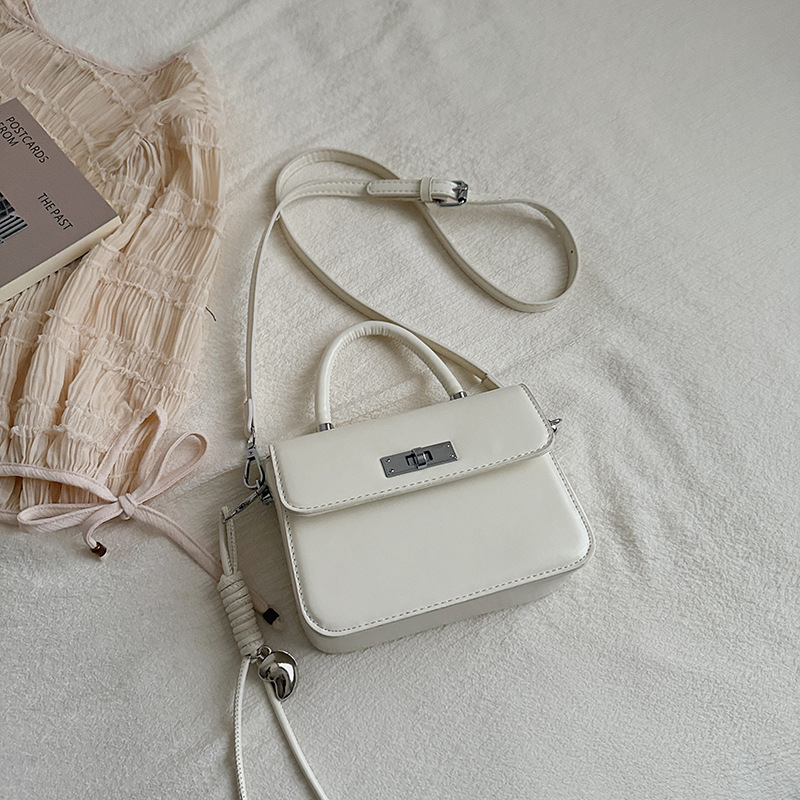 Bolsa de alto valor para mujeres 2026 primavera nuevo retro bolso de mochila diario estilo extranjero bolso de mano casual