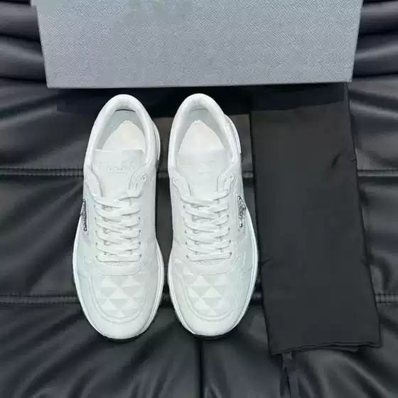 Men's Autumn Casual Fashion Sneakers with Geometric Print, Color-Block Thick Sole, Lace-Up Genuine Leather, 1:1 Original