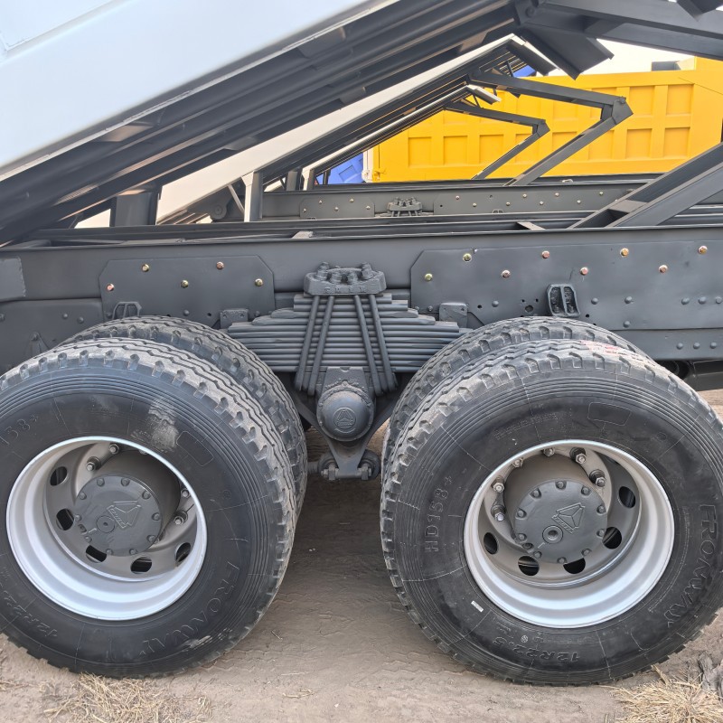 Factory Direct Sales Howo Nx Dump Truck Howo 371 Horsepower Earth Transport Dump Truck Truck Rear Dump Truck