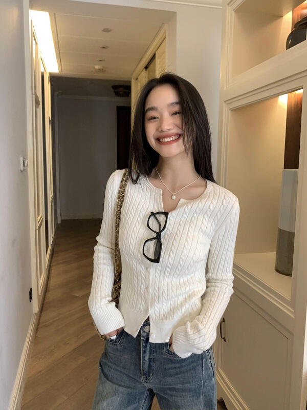 pusumede灰色麻花针织开衫外套女秋季修身显瘦百搭短款长袖上衣|undefined