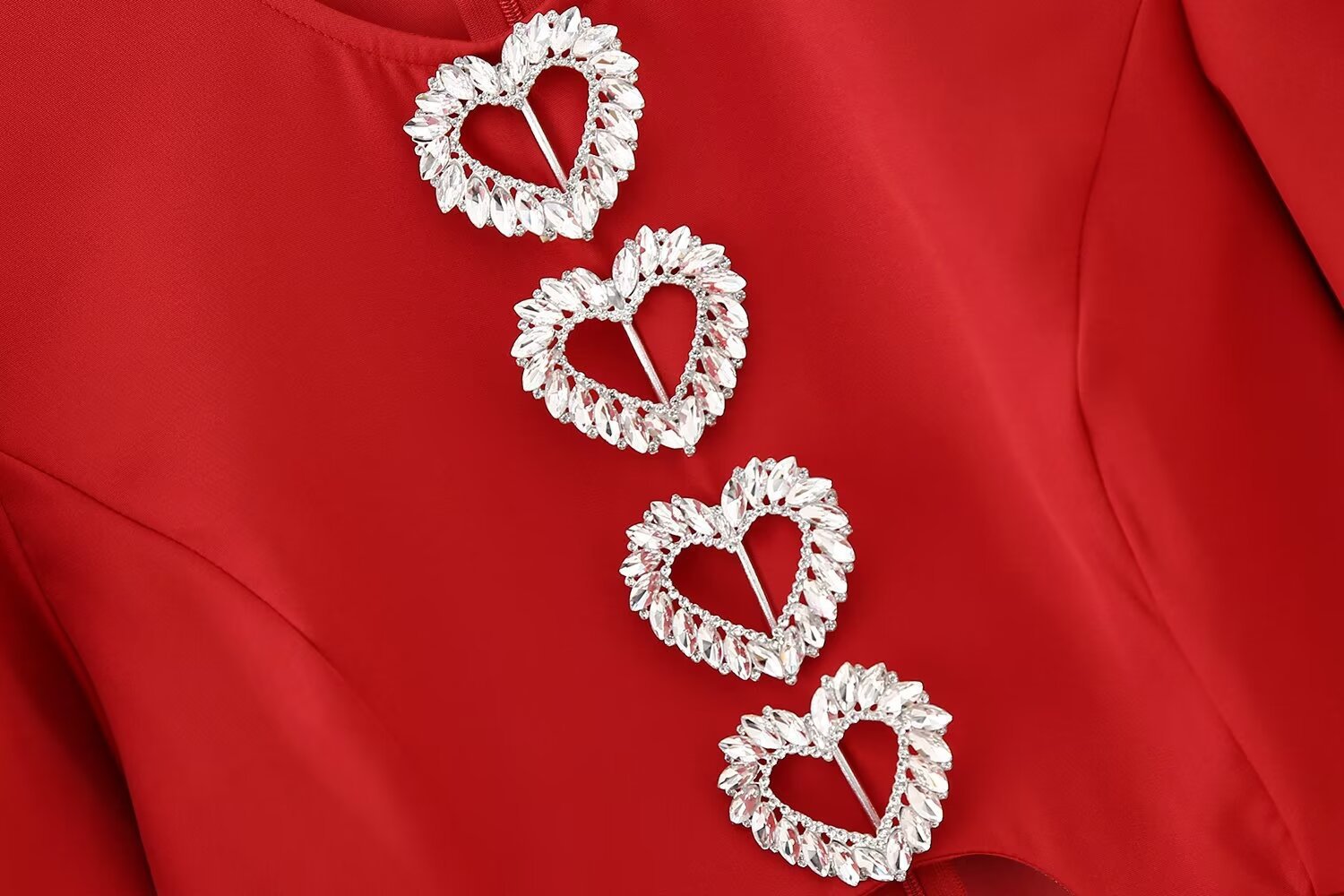 Abito donna con intagli a forma di cuore stile primaverile_voghion.com