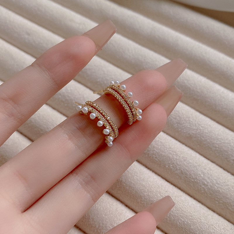 elegant design fashionable universal earrings from pearl