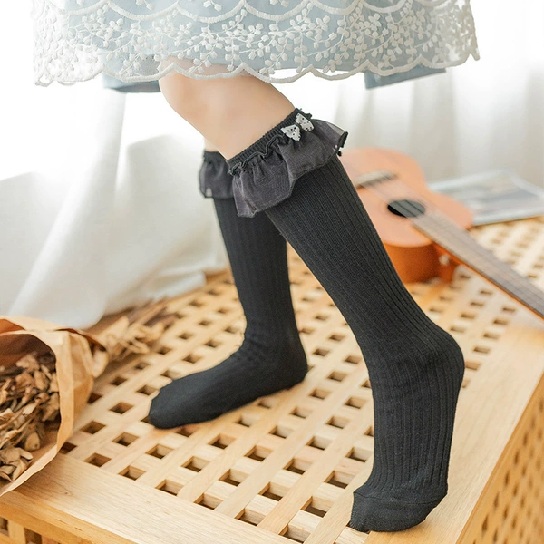 Black knee socks with bow, mid-length