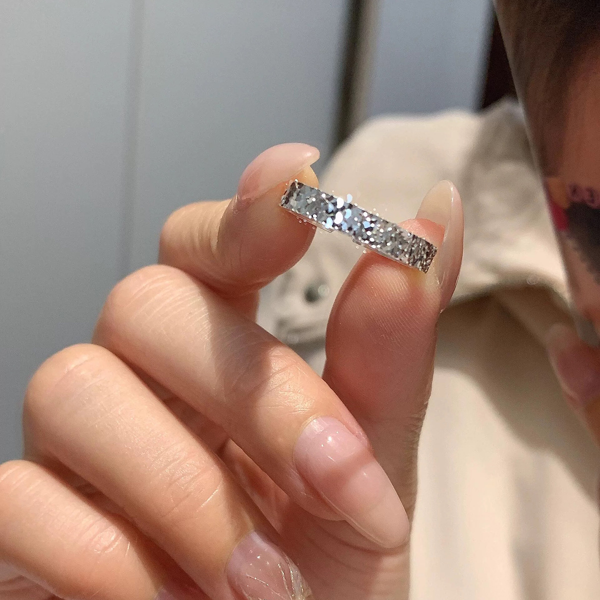 Anello aperto da donna in oro, stile fresco, super lucido, con effetto ghiaccio tritato, in offerta speciale, lusso leggero._voghion.com