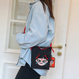 夏季HINEZHA网红流行刺绣潮流尼龙手机包跨境休闲百搭通勤单肩包