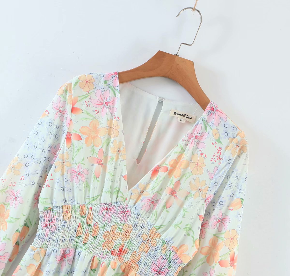 spring printing elastic waist long-sleeved ruffled V-neck dress NSAM25629