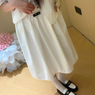 MM�U�ջ�߅����ȹŮ�Ứ��ĸ��ɫA��ȹ2025�ļ����ɫϵ����ȹ