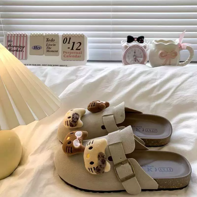 Женские туфли Birkenstock с милым мультяшным рисунком, новые универсальные нескользящие полутапочки на толстой подошве с мягкой подошвой и усиленным носком для женщин, которые можно носить на улице.