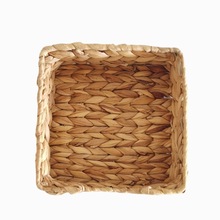 新款方形编织杂物整理置物篮草编纸巾盒面包篮现货水葫芦草收纳筐