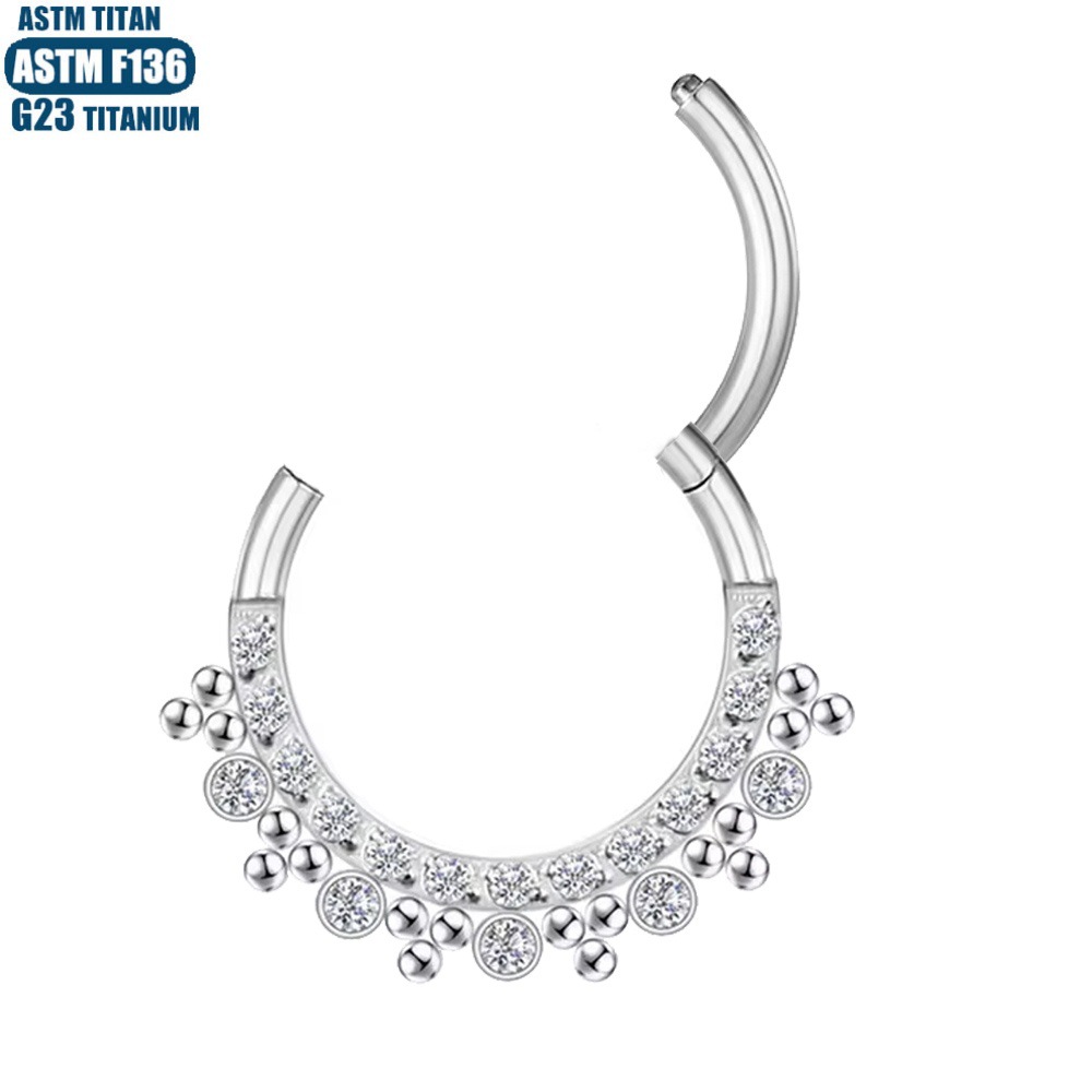 16G labret stud size and finish detail