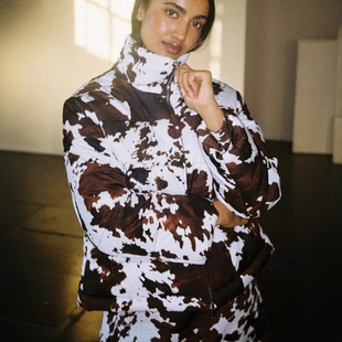 �r���OӋ�����I���cӡ���̿��޷�����Ů2025�羳�W���L�ﶬ�¿�