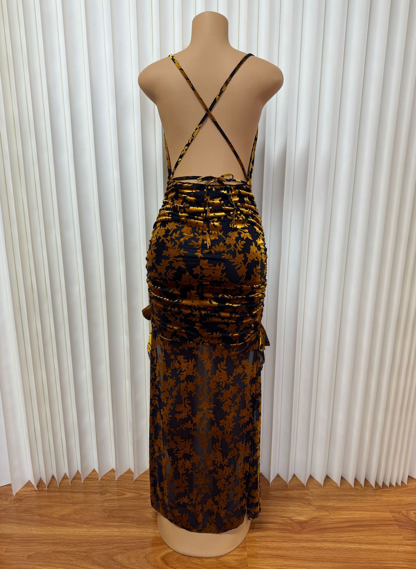 Women's Sexy Exposed Strap Low Cut Backpack Dress Hip Pleated Irregular New Style_ecoleips.com