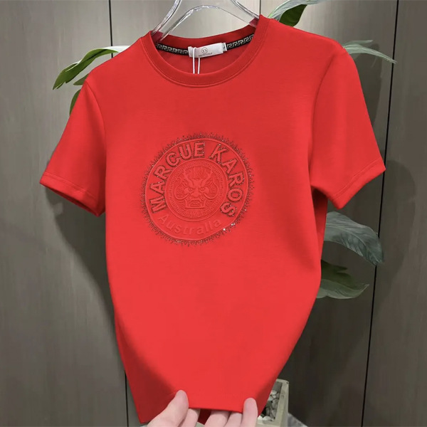 2024 M's of the Loong New Thicked Air Layer Fashion Hot Drill True Name Year Red Short Sleeve Early Spring T-shirt_voghion.com