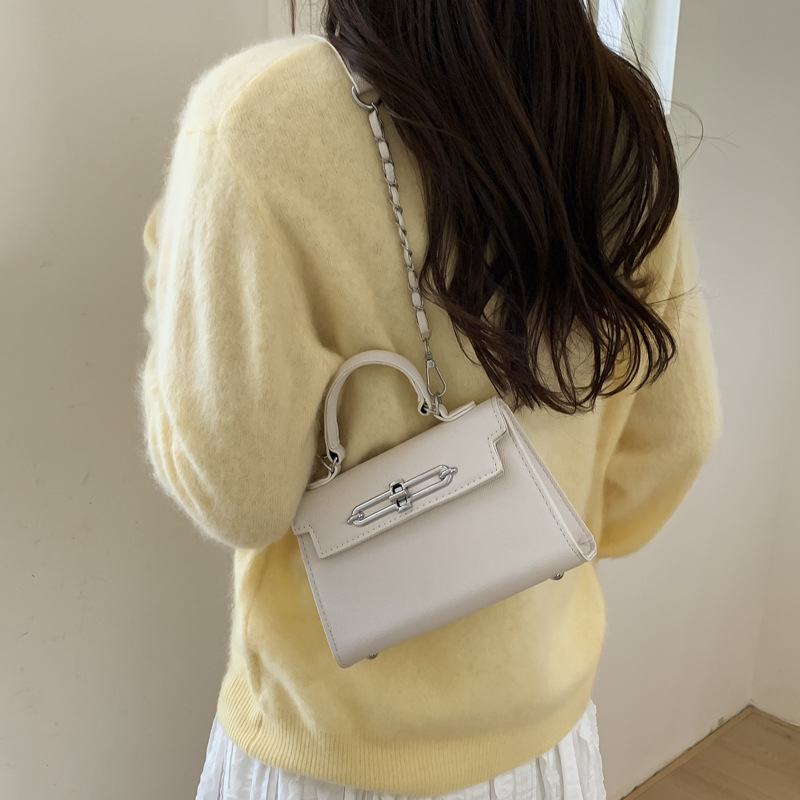 Nicho de moda Kelly bolso de mujer 2026 nuevo bolso de mujer simple sensación diaria bolso de hombro pequeño image 4