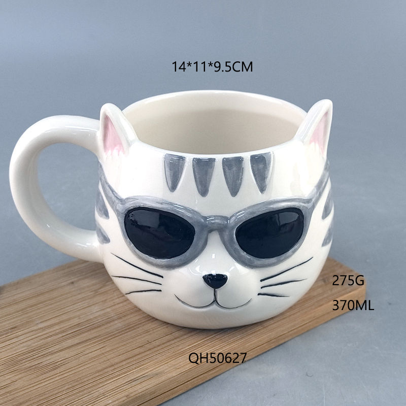 Taza de cerámica cuidadosamente seleccionada con dibujos de gato negro, jefe de policía, película de anime, taza de gato, taza creativa nostálgica para niños, taza de café