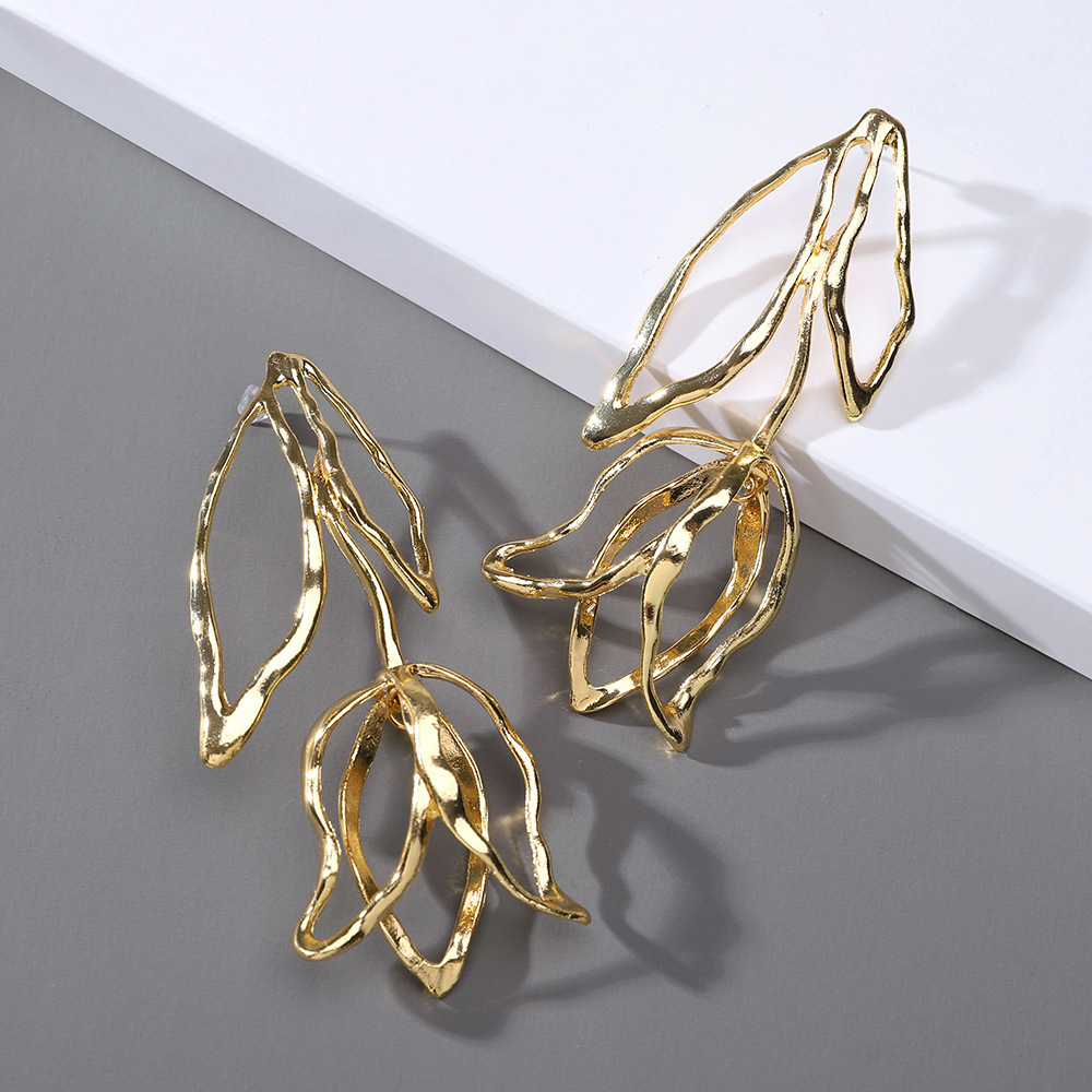 Exaggerated Flower Metal Plating Women's Drop Earrings display picture 3