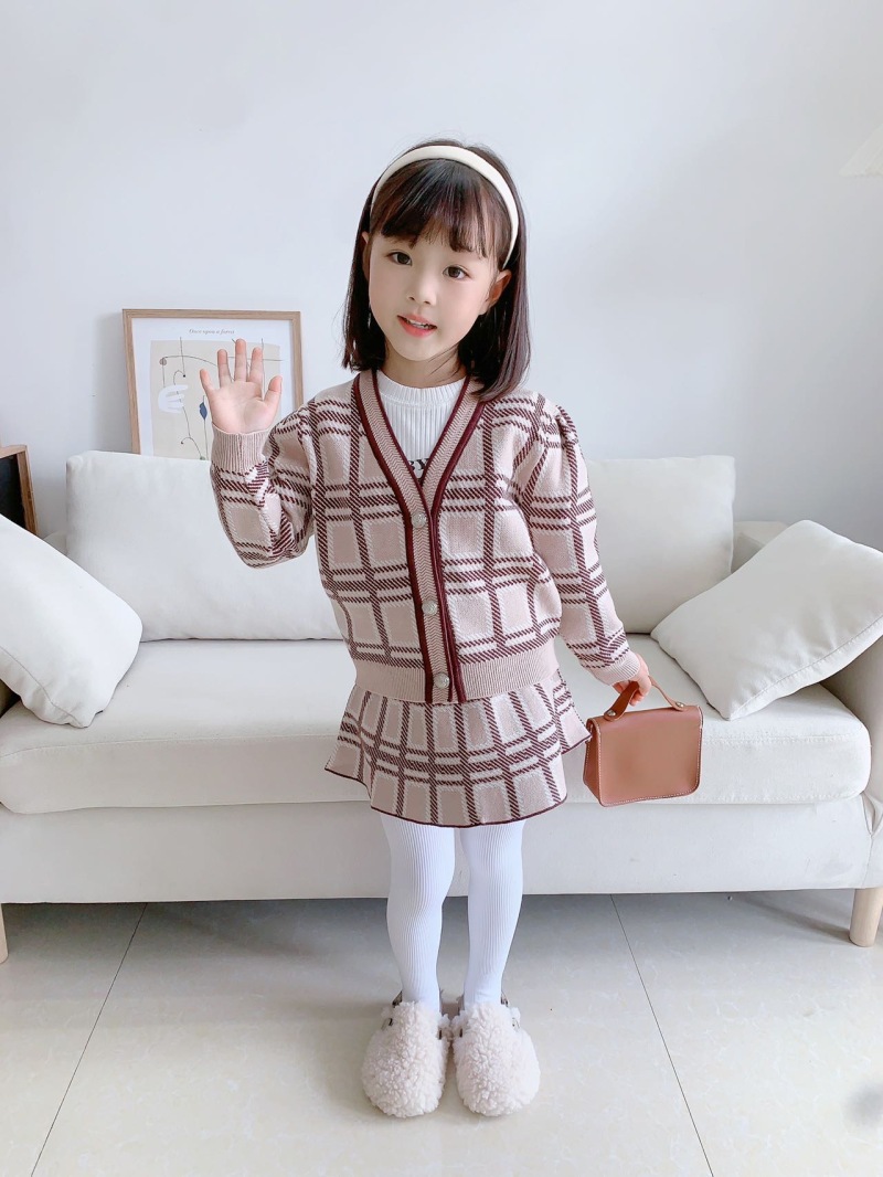 Mädchen Pullover Set 2023 Herbst/Winter Neue Koreanische Version Temperament Kurze Strickjacke Halb Rock Kleinen Duft_voghion.com