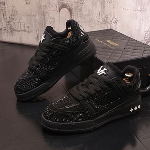 ��ɫ�C荳��ư�Ь��2024�¿�ƴɫ�ٴ������߾W�t����r�����eЬ