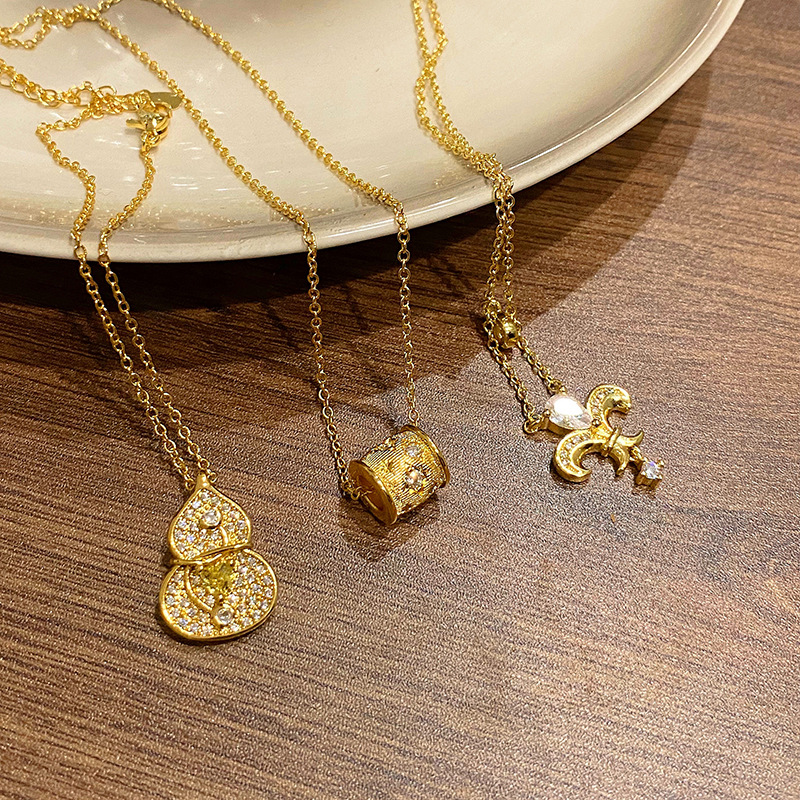 法式輕奢鳶尾花項鍊女葫蘆微鑲精緻時尚滿鑽氣質芒星小蠻腰鎖骨鏈