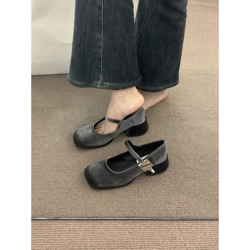 小众法式深灰丝绒中高跟仙女鞋2025春夏气质通勤晚晚风玛丽珍单鞋|undefined