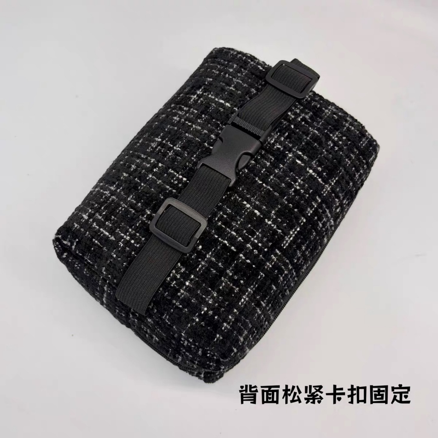 Elegant car tissue box for women, high-end car tissue holder, creative diamond-embellished camellia car tissue hanging bag