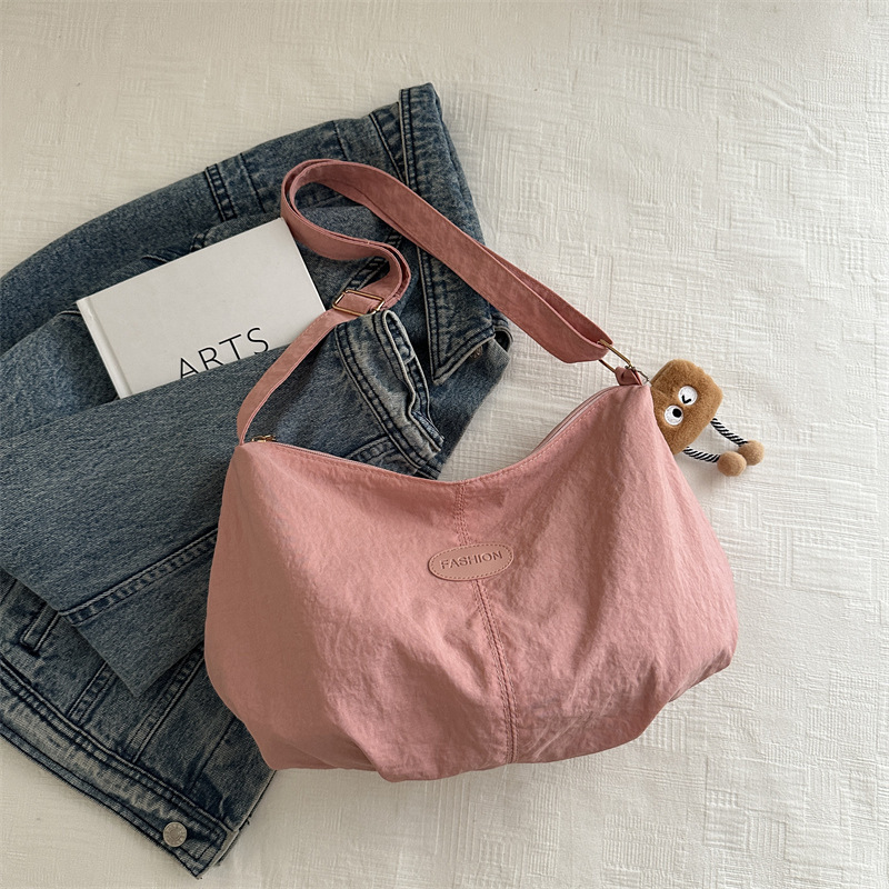Versatile Solid Colour Dumpling Shoulder Bag For Casual Travel_voghion.com