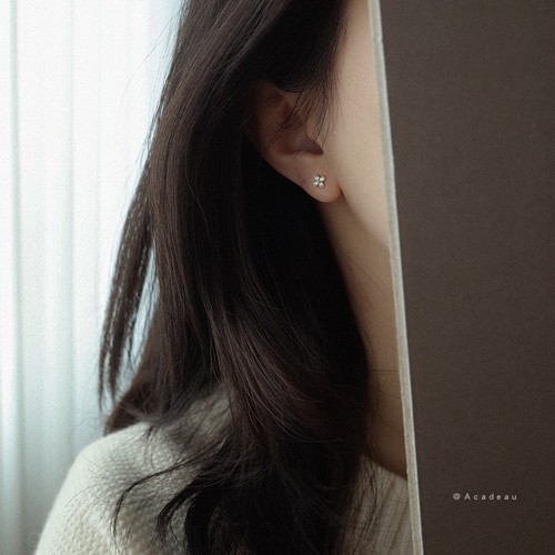 S925 sterling silver plated 14K gold mini four-leaf clover earrings for women, zircon small student simple earrings