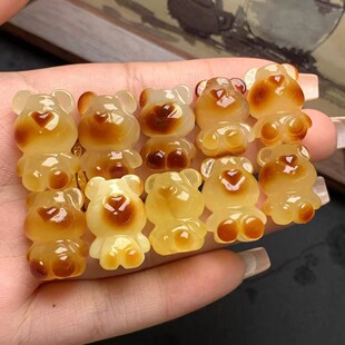Natural Beeswax Playful Violent Bear Pendant Waxy Rich Shape Full Cultural Toy Accessories Accessories Wholesale