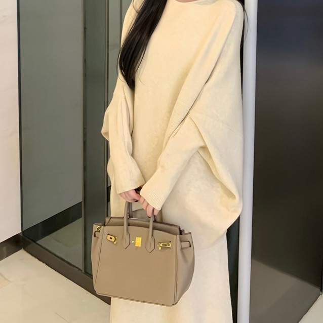 2026 Spring New Collection Gentle Slimming Irregular Loose Batwing Sleeve Sweater Set 2026 Spring New Collection Gentle Slimming Irregular Loose Batwing Sleeve Sweater Set