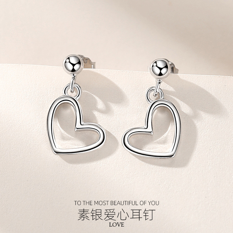 S925 pendientes de plata esterlina en forma de corazón para las niñas estilo japonés y coreano simple lindo estilo coreano liso plata pendientes encantadores Internet celebridad mismo estilo