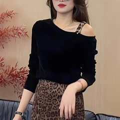 韩版斜领豹纹吊带露肩丝绒T恤女2025秋季纯欲风小心机打底衫上衣