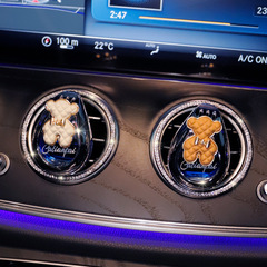 網紅同款汽車空調出風口香氛香薰車載內飾高檔創意鑲鑽卡通擺件女