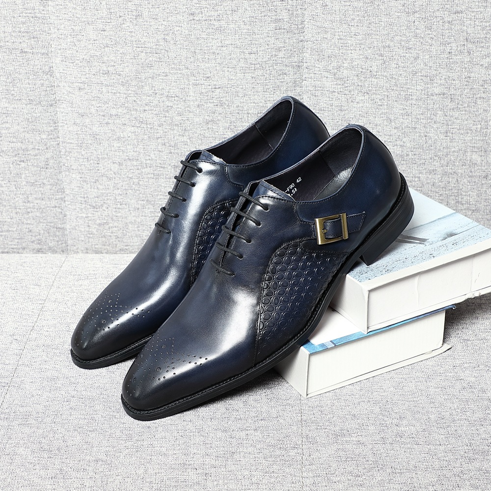 fashionable leather shoes all-season