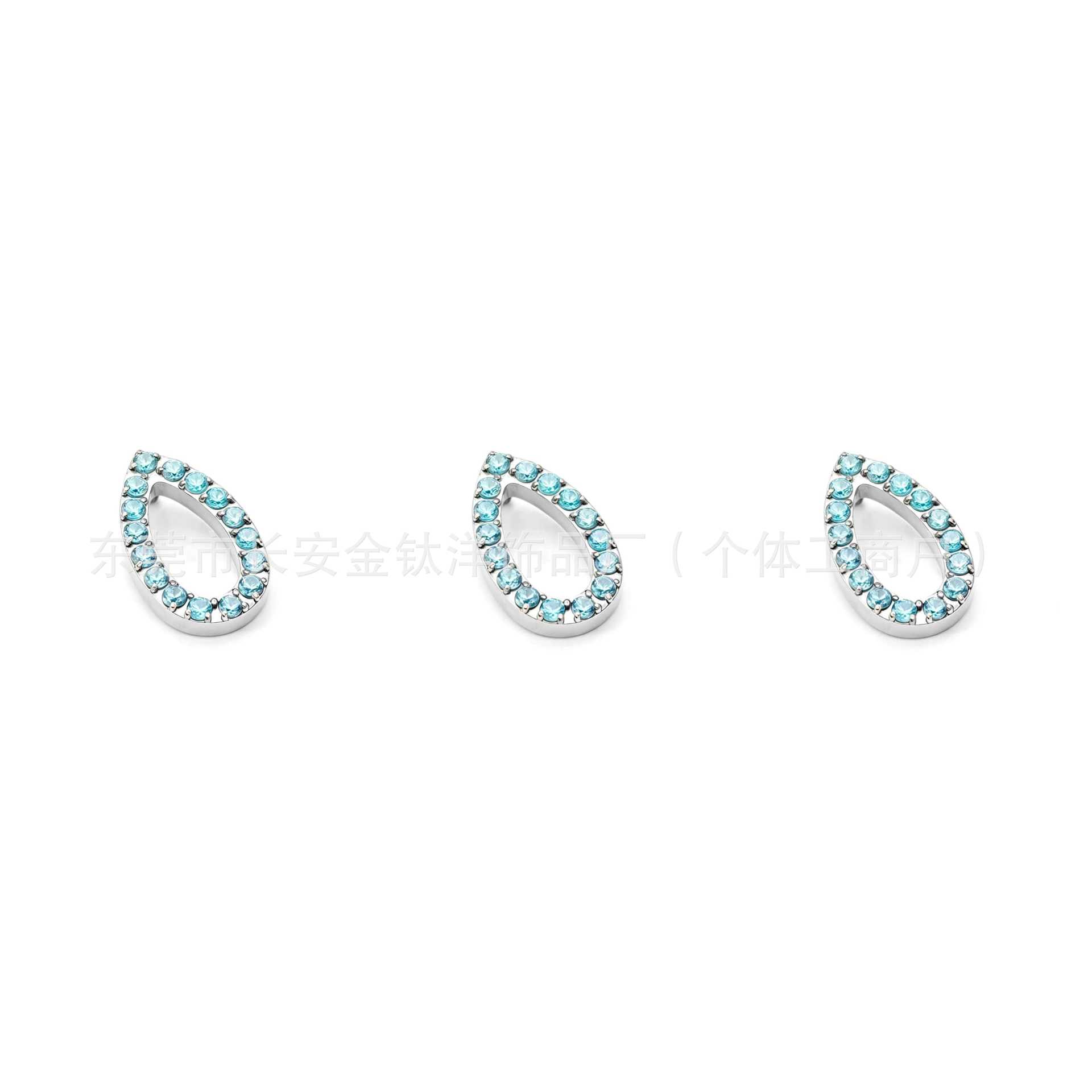 Labret piercing jewelry detail image