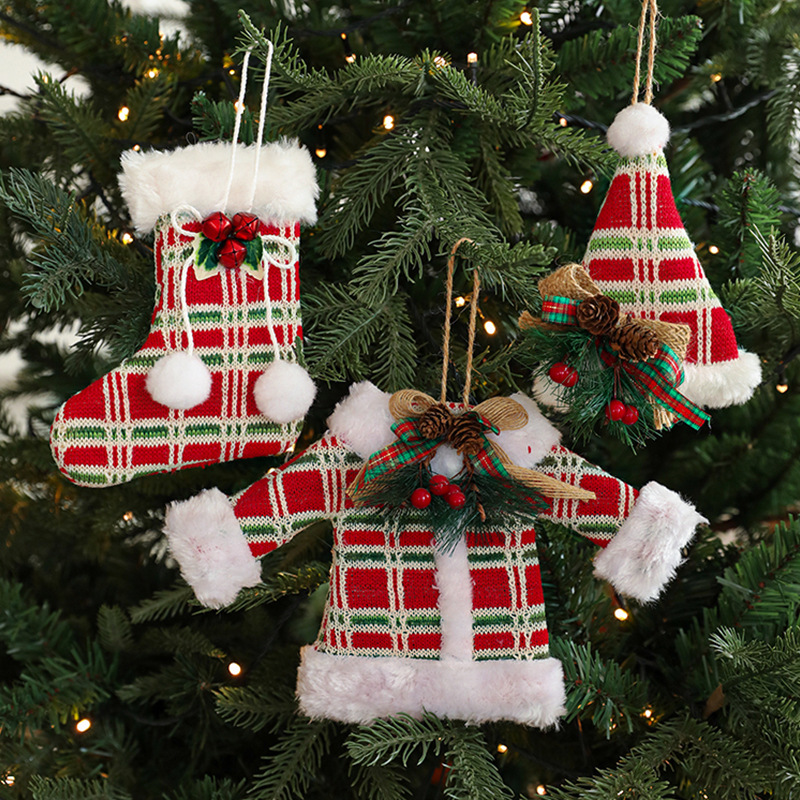Decoraciones de Navidad tela de peluche calcetines de Navidad sombreros decoraciones de ropa árbol de Navidad colgantes