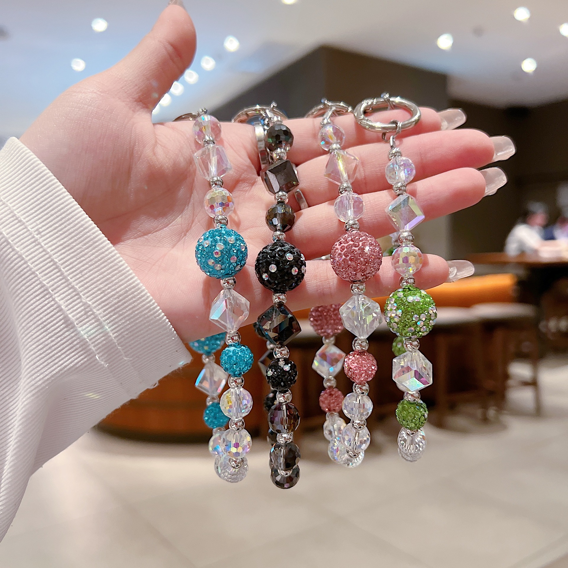 Bola de cristal de verano de alta calidad, funda para teléfono móvil, cadena de joyería de cordón, muñeca colorida, cadena corta, envío anti-pérdida