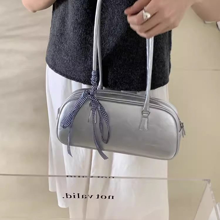 Le nuove mani in stile balletto della primavera coreana migliorano la consistenza Borsa a tracolla argento versatile e alla moda da donna_voghion.com