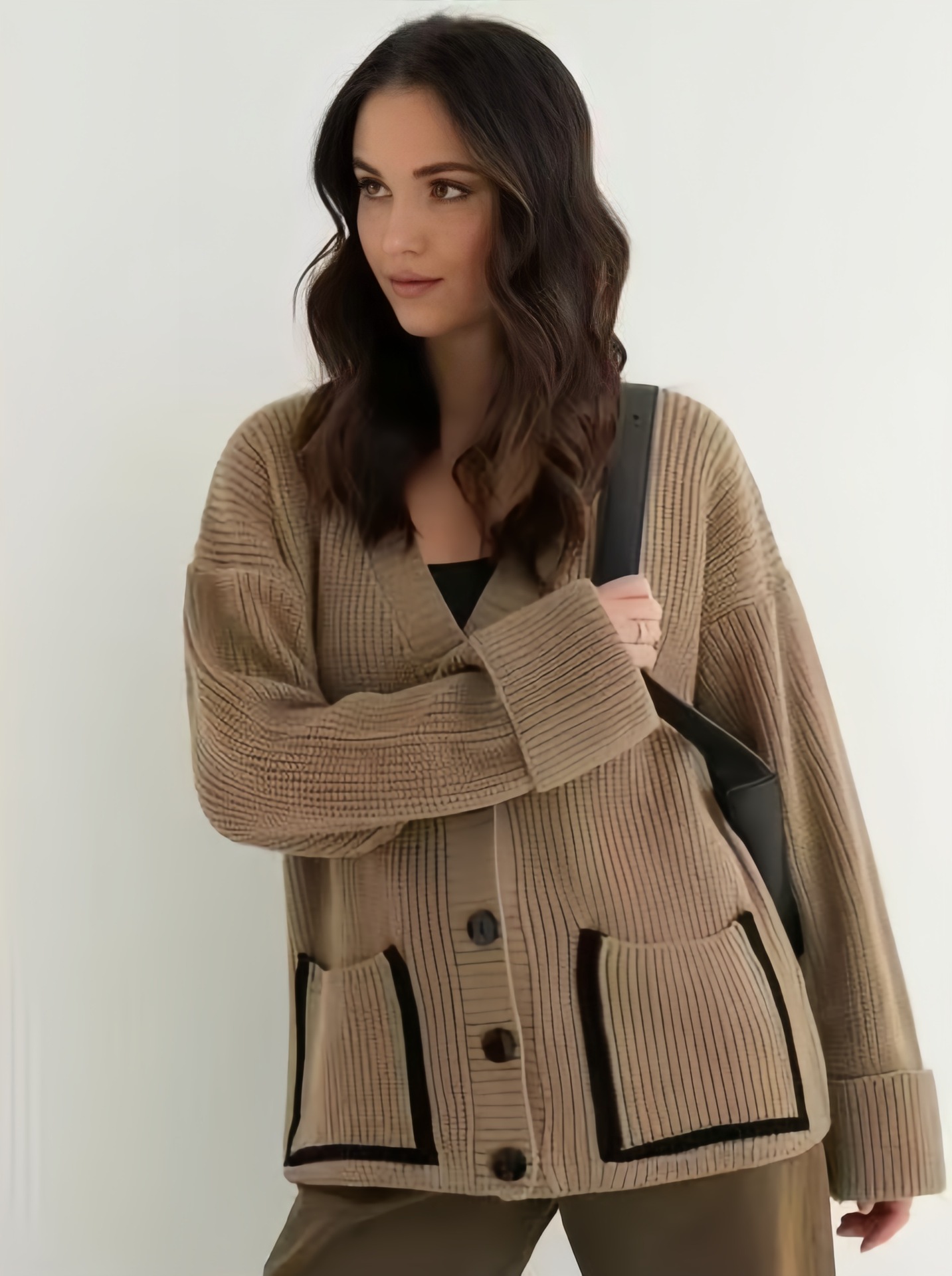 Bolsillo de comercio exterior transfronterizo color de punto Cardigan de mujer otoño invierno nuevo suéter de aguja gruesa de cuello en V image 8