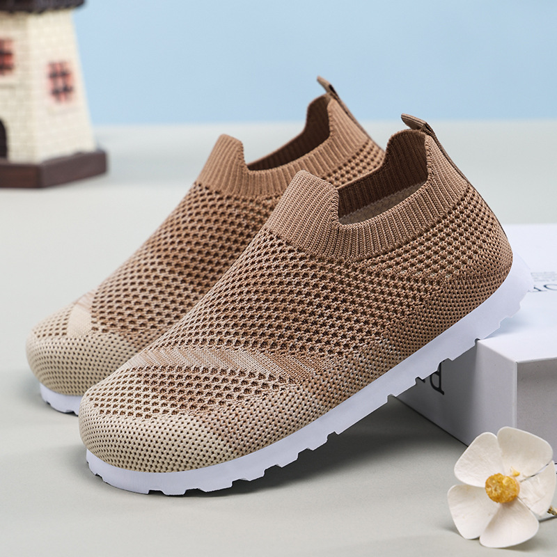 Zapatos deportivos infantiles de primavera 2026 zapatos de correr para niños y niñas zapatos de malla de tela única zapatos transpirables zapatos infantiles de 1 - 6 años