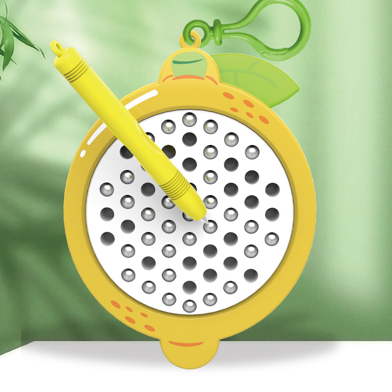 Animales pequeños creativos, frutas, bolas de acero magnéticas, tablero de dibujo, llavero, colgante para estudiantes, juguetes divertidos y prácticos, regalos al por mayor