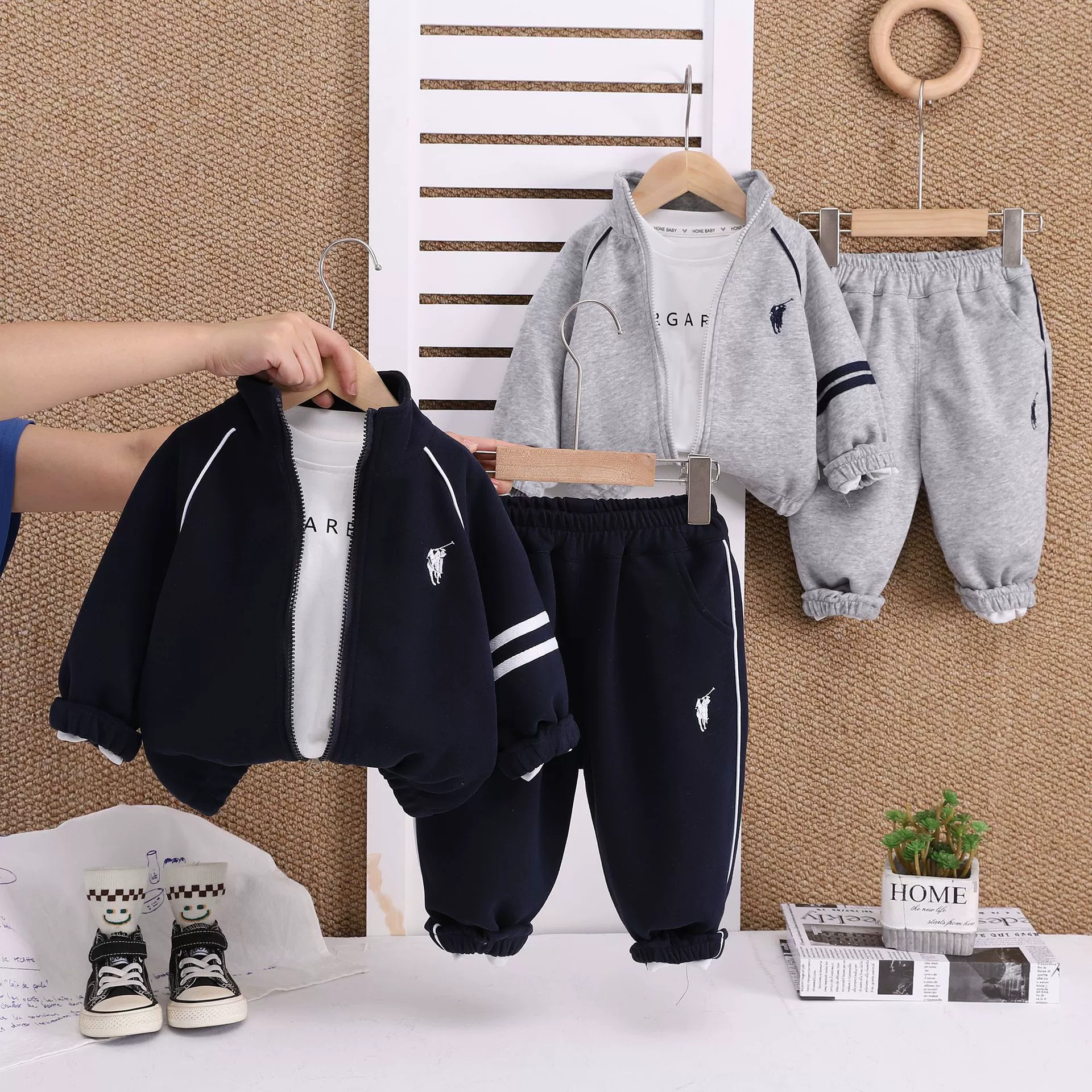 Chinese Boys' Spring and Autumn Outfit Set