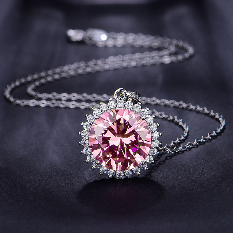 Pink Diamond Pendant Necklace With Copper Plating Ornament_voghion.com
