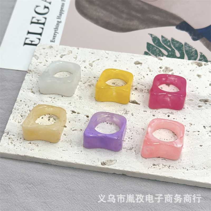 Amazon transfronteriza nuevo patrón de nube floreciente Arco Iris geométrico anillo de resina estilo simple anillo de personalidad femenina