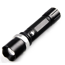 跨境led 骑行调光户外照明充电套装铝合金厂家变焦强光手电筒