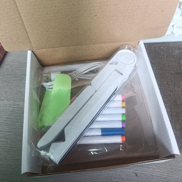 2025 tablero de dibujo luminoso para niños transfronterizos tablero de dibujo acrílico luminoso regalo para niños graffiti