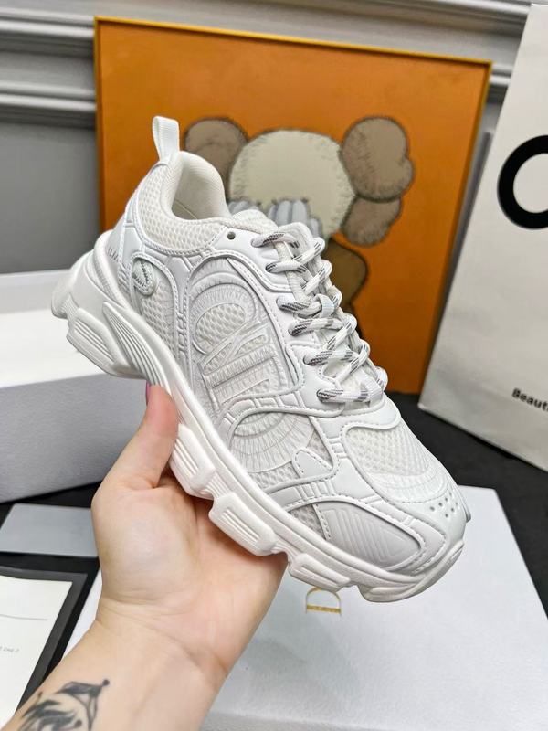 24 新しいカップルモデルカラーマッチング軽量多用途女性のセンス C D スポーツとレジャーインナー高さのパパシューズ男性用|undefined